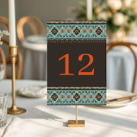 Rustic Ethnic Tribal Winter Wedding Bordsnummer<br><div class="desc">Den här moderna utformningen av bröllop är perfekt för ett vinterbröllop med ett rytskt stammärke. Anpassa till varje bordsnummer. Utformningen upprepas på baksidan. Texten kan vara personlig om du redigerar textrutan. Designad för dig av Evco Studio © på www.zazzle.com/store/evcostudio #bröllop #tabellenumbers #weddinginspiration #rustic #modern #tribal #etnisk #mönster #personlig #unik #elegant...</div>