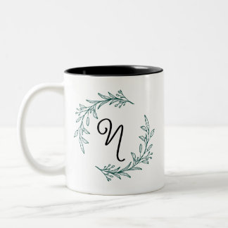Rustic Evergreen Personlig Namn Initial utandning Två-Tonad Mugg