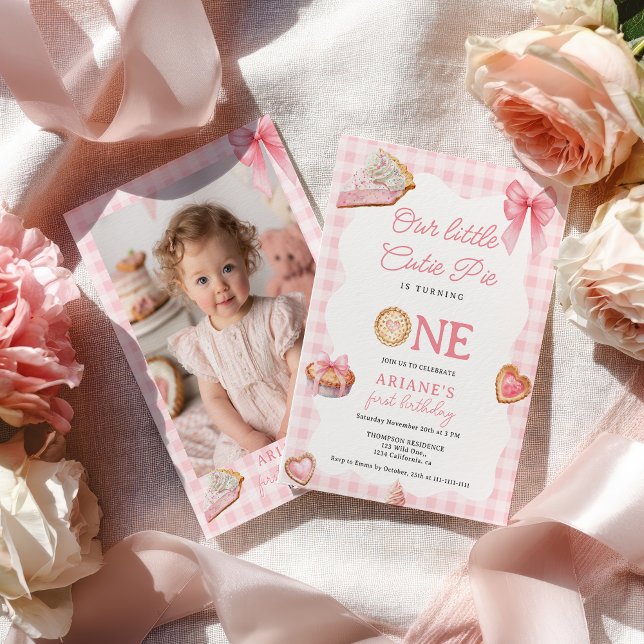 Rustic Fall Sweet Cutie Paj 1:a födelsedag Foto Inbjudningar (Rustic Fall Sweet Cutie Pie 1st birthday Photo Invitation)