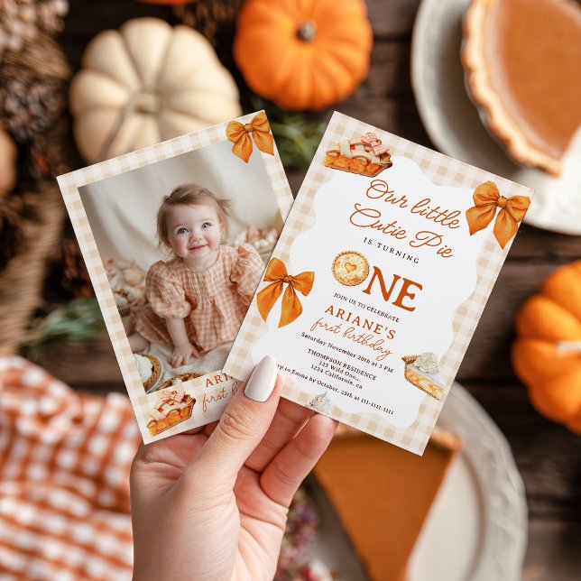Rustic Fall Sweet Cutie Paj 1:a födelsedag Foto Inbjudningar (Rustic Fall Sweet Cutie Pie 1st birthday Photo Invitation)