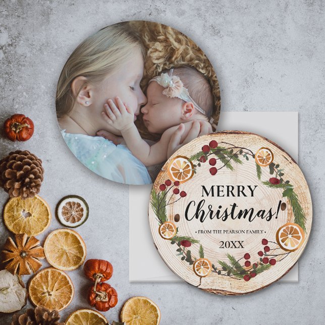 Rustic Family Photo Wood God jul foliage Inbjudningar (Rustic wood cut Merry Christmas round family holiday card. )