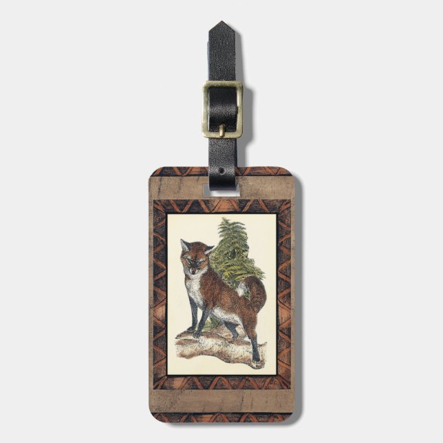 Rustic Fox Stepping på en Träd Trunk Bagagebricka (Vertikal Framsida)