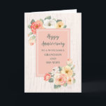Rustic Grandson och Hans fru-årsdag Kort<br><div class="desc">Lycklig-bröllop-årskort för barnson och hans fru med blommor från land,  trä från mönster och hjärtfilta versum.</div>