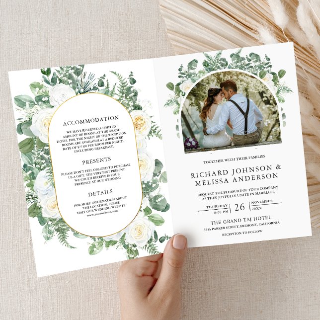 Rustic Greenery Ivory Floral Photo QR Code Wedding Inbjudan (Skapare uppladdad)