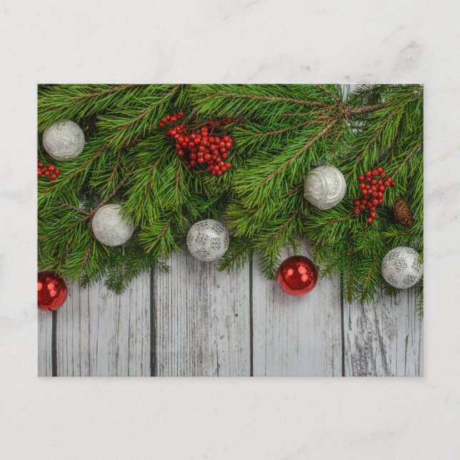 Rustic Helgdag Charm: Gräs, Holly och Baubles Vykort (Framsida)