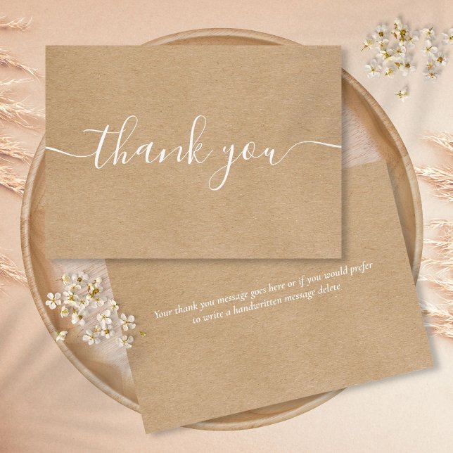 Rustic Kraft Enkel Elegant Vit Skrift Tack Kort (Rustic Kraft Simple Elegant White Script Thank You Card)