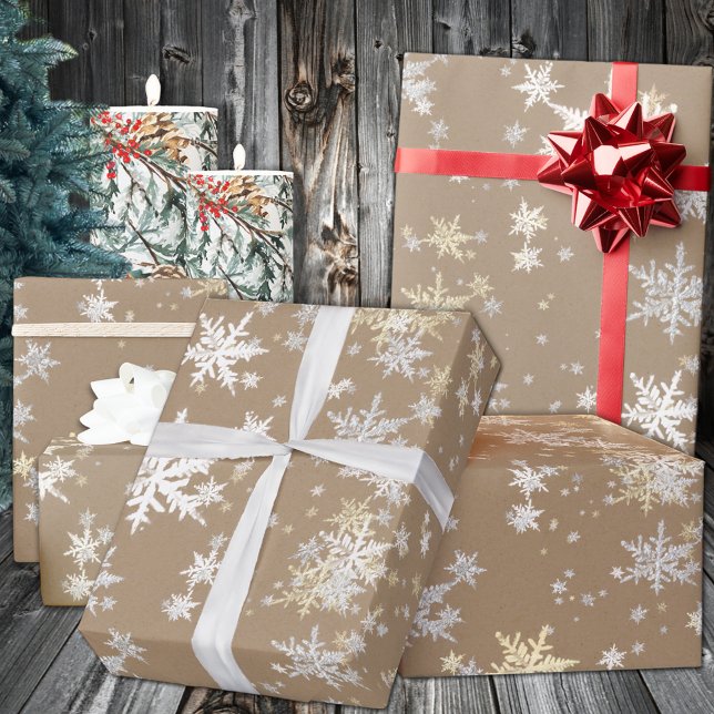 Rustic Kraft White Silver Guld Snöflingor Presentpapper (Rustic Kraft White Silver Gold Snowflakes Wrapping Paper
in 6 and 15 foot long 30)