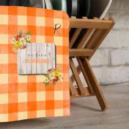 Rustic land monogram-familjen namn orange gingham kökshandduk