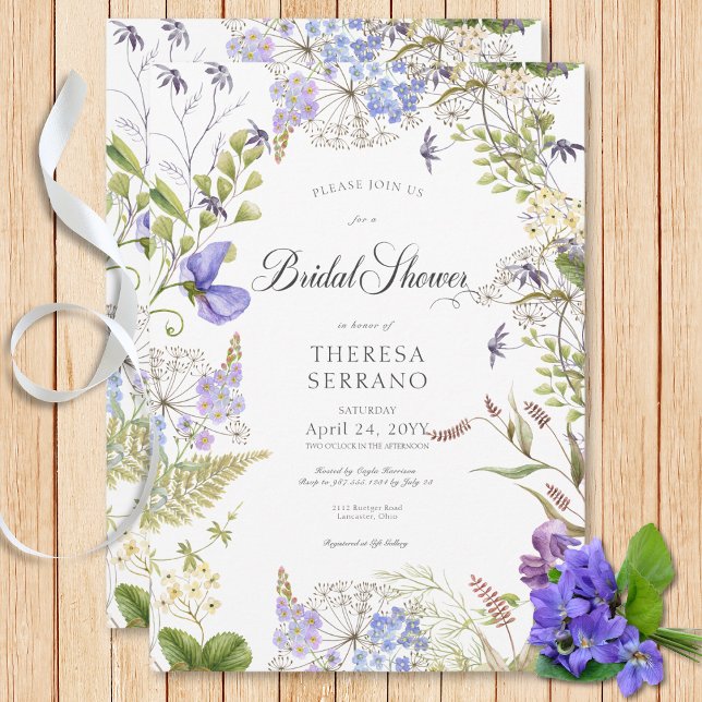 Rustic Lila Sage WildblommWhite Möhippa Inbjudningar (Rustic Purple Sage Wildflower White Bridal Shower Invitation)