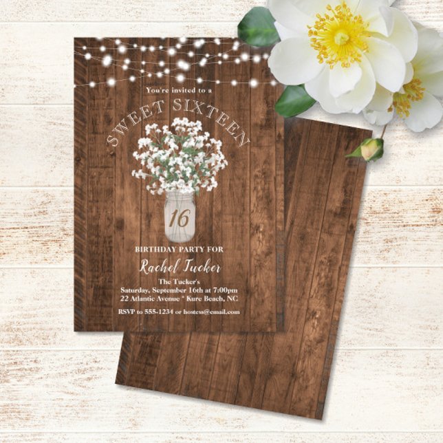 Rustic Mason Burk Ljus Sweet 16 Födelsedagsfest Inbjudningar (Rustic Mason Jar with Baby's Breath & String Lights Sweet 16 Birthday Party Invitation)