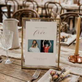 Rustic Modern Script Barndomsfoton som Bordsnummer