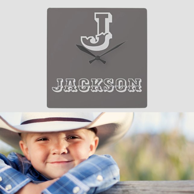 Rustic Monogram Boy's Namn Nursery Clock Fyrkantig Klocka (Skapare uppladdad)