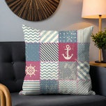 Rustic Nautical Patchwork Rand Anchor Mönster Kudde<br><div class="desc">Den här moderna designen har ett strålande lappverk av färgstarka nautiska temerade rutor #home #decor #homedecor #nautisk #marin #ankor #insida #homeinors #design #designer #throwsides #vid #kuddar #cushions #beachhouse #sailing #sailboat #yacht #kärlek #nauticaldecor</div>
