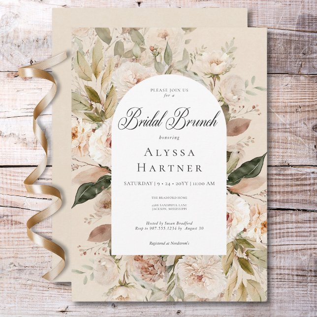 Rustic Neutralt Tan Cream Blommigt Arch Möhippa Br Inbjudningar (Rustic Neutral Tan Cream Floral Arch Bridal Brunch Invitation)