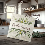 Rustic Olive & Grenar Bella Cucina Brown Kakelplatta<br><div class="desc">Bella Cucina Rustic Vattencolor-olivbuquet i grenar & löv. Brun skript. Blanda och matcha med andra plattor i samma koordinerande tema för att skapa perfektens utseende. 100 % kundtillfredsställelse med "Zazzle" varje dag.</div>