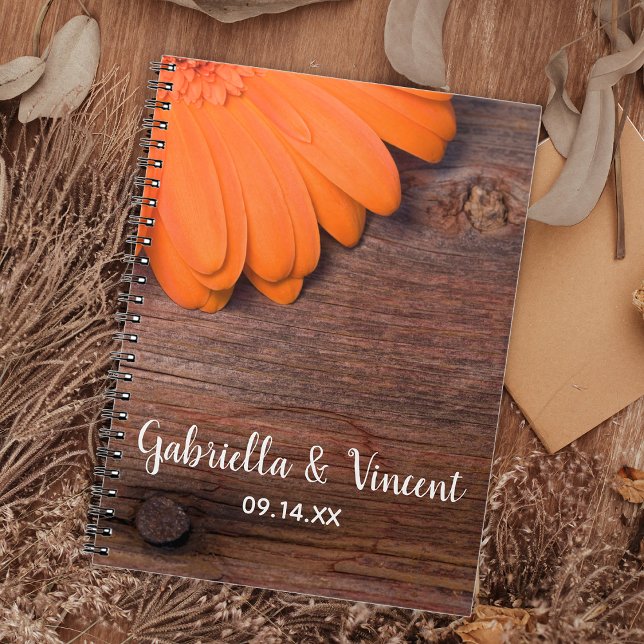 Rustic Orange Daisy Land Barn Wood Bröllop Anteckningsbok Med Spiral (Skapare uppladdad)