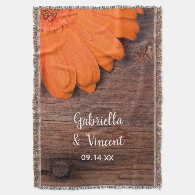 Rustic Orange Daisy och Barn Wood Landsbyggsbröllo Filt (Framsidan Vertikal)