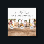 Rustic Photo Collage Monogram NEWLYWEDS BRÖLLOP Canvastryck<br><div class="desc">Lägg till dina foton i den här moderna,  runda monogrammofonens temade fotogåva,  perfekt för nygifta på bröllopsdagen som en bröllop-gåva.</div>