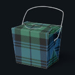 Rustic Plaid Red Green Campbell Tartan Presentaskar<br><div class="desc">Complete your gifting needs with this cute plaid Campbell tartan favor box for any special occasion including birthdays,  anniversaries,  holidays</div>