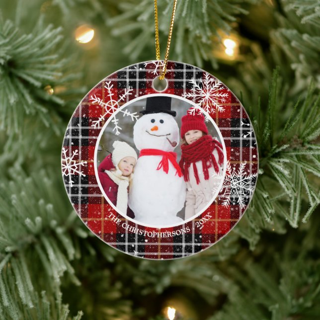 Rustic Red Black Play Snowflake Monogram Photo Julgransprydnad Keramik (Träd)