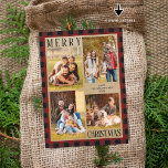 Rustic Red Buffalo Play 4 Photo Collage Julkort<br><div class="desc">Rustic jul-helgdag-gratulationskort för fotosamlingar med rött och svart buffelkontroll, 4 bilder och hälsning GOD JUL. ASSISTANS: Om du vill ha hjälp med designändringar eller anpassning, ändra storlek på färg, flytta designen till en annan produkt eller om du vill samordna produkter kontaktar du designern INNAN ORDERING via Chattan Zazzle MESSAGE nedan...</div>