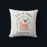 Rustic Reindeer Boho Watercolor Bröllop Monogram Kudde<br><div class="desc">Ett nylott par med en digital vattenfärgsdesign. En pastellrensilhuett i en orange av örter och löv. Svampar och skogsängar vid hans fötter. En grått och vit björk träd mönster i bakgrunden. Anpassa med namn,  bröllop datum och Monogram Initial för ditt efternamn.</div>