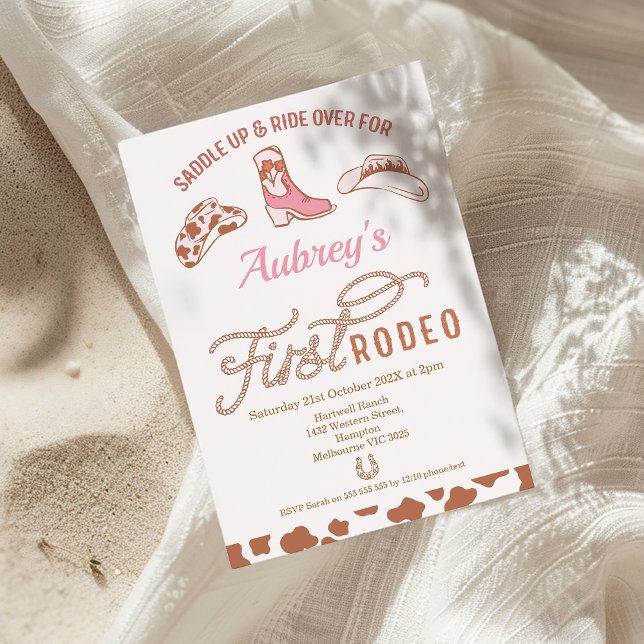 Rustic Rosa Boot Cowgirl First Rodeo 1:a födelseda Inbjudningar (Pink Cowgirl First Rodeo Birthday Invitation, Western First Rodeo 1st Birthday Invite, Wild West)