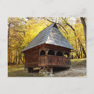 Rustic Rumänska Wood Cabin på hösten Vykort