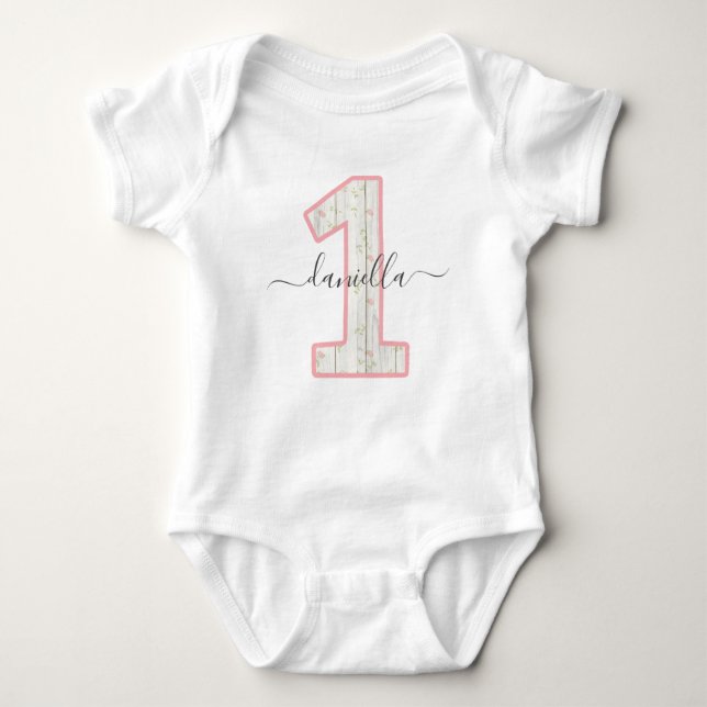 Rustic Shabby chic Rosa Blommigt Wood 1 En födelse T Shirt (Framsida)