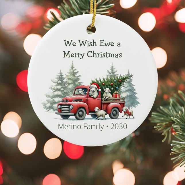 Rustic Sheep Red Lastbil ThLED Julgransprydnad Keramik (We wish ewe a merry christmas rustic red truck ceramic ornament)