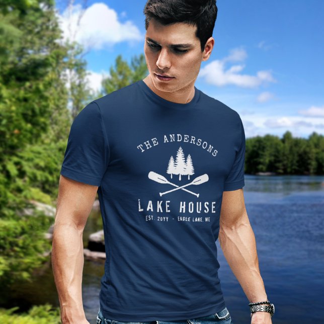 Rustic Sjö House Family Namn Boat Oars Träd T Shirt (Many shirt styles, colors and sizes to choose from.)