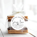 Rustic S'more Kärlek Favor Runt Klistermärke<br><div class="desc">De här vackra klistermärkena är perfekt för babyduschfavörer,  möhippor,  födelsedagsfester och bröllop. Se hela samlingen för mer matchande objekt!</div>