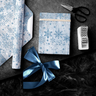 Rustic Snöflingor   Dusty Blue Scandinavian Wood Presentpapper
