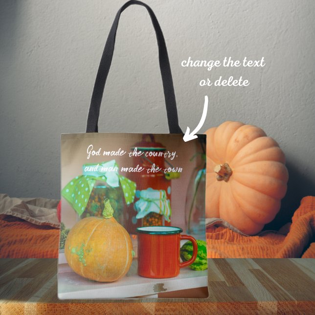 Rustic still Life med en Pumpkin och en Red Mugg Tygkasse (Skapare uppladdad)