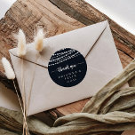Rustic String Ljus Tack Wedding Favor Runt Klistermärke<br><div class="desc">Tack för att du vill ha ett klassiskt rundklistermärke för bröllopet i ljus är perfekt för ett modernt bröllop. Utformningen har en vacker handmålad ljus i mörk blått bakgrund. Gör etiketten egen genom att inkludera namn, händelsen (om tillämpligt) och datum. De här klistermärkena kan ge komplimanger till en bröllopsmottagning, möhippa...</div>