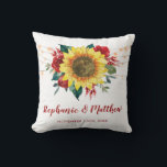 Rustic Sunwers Red Blommigt Ljus Bröllop Kudde<br><div class="desc">Den här kudden har vattenfärgsolblommor,  röd ros och sträng ljus. Anpassa den med namn och datum. Denna kudde ingår i en samling som omfattar matchande bröllop-papper och -gåvor. Besök vår affär för att se det produktsortiment som du kan anpassa till bröllop.</div>