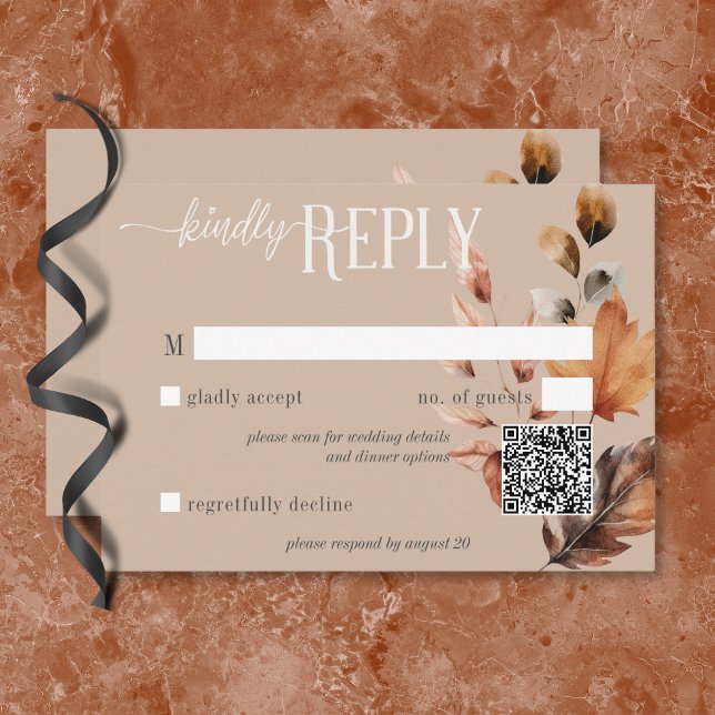 Rustic Tan Cream & Brown Fall Blommigt QR-kod OSA Kort (Rustic Tan Cream & Brown Fall Floral QR Code RSVP Card)