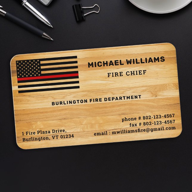 Rustic Thin Red Line America Flagga Wood Firefight Visitkort (Skapare uppladdad)