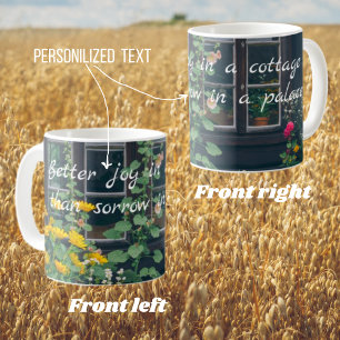 Rustic-trädgård och en mysigt stuga kaffemugg