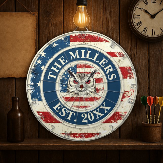 Rustic USA flagga Anpassningsbar Family Est Datum  Darttavla (Rustic USA Flag Custom Family Est Date 4th Of July Dart Board
)