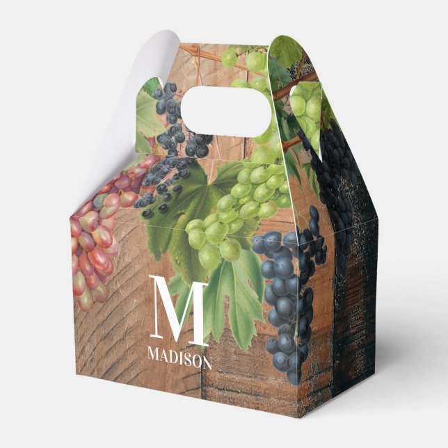 Rustic Vineyard Wood & Grapes Monogram Presentaskar (Framsidan Sidan)