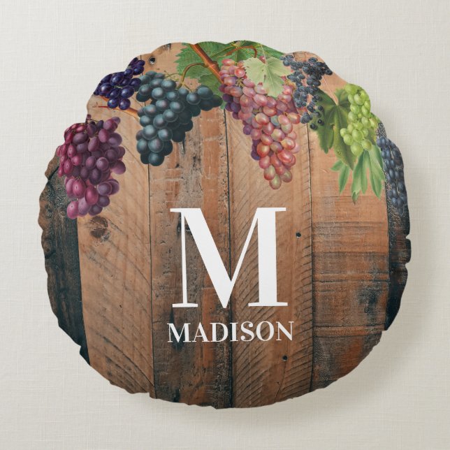 Rustic Vineyard Wood & Grapes Monogram Rund Kudde (Framsidan)
