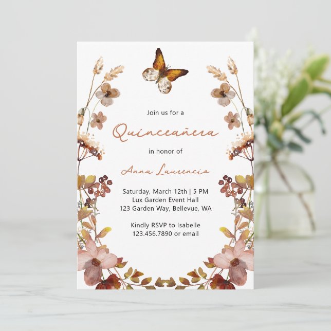 Rustic Watercolor WildblomButterfly Quinceanera Inbjudningar (Stående Fram)