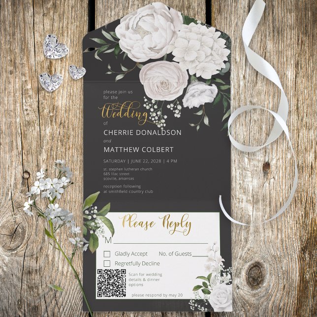 Rustic White Peonies Blommigt on Black QR Code (Skapare uppladdad)