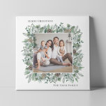 Rustic Winter Greenery Helgdag Family Photo Wandan Canvastryck<br><div class="desc">Den Rustiska eleganten "God jul" helgdag fotokanvas väggkonst har en kvadratisk krans av vintern vattenfärgsgrön som bildar en favoritfamilj bild. Anpassa med ditt val av hälsning och din familjs efternamn.</div>