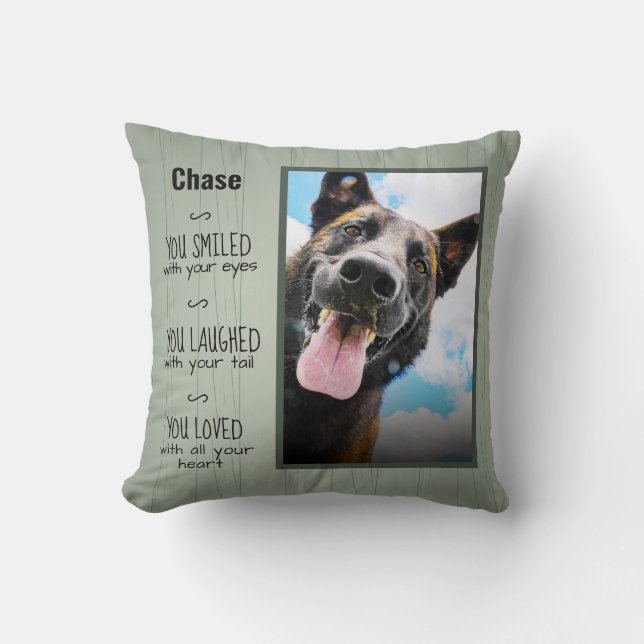 Rustic Wood Anpassningsbar Pet Memorial Photo Kudde (Framsida)