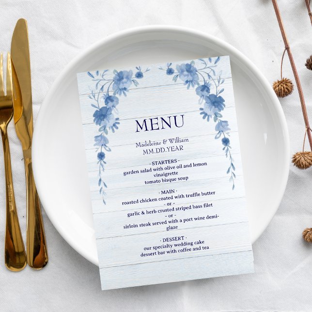 Rustic Wood  Blue Floral Elegant Wedding Menu Meny (Skapare uppladdad)