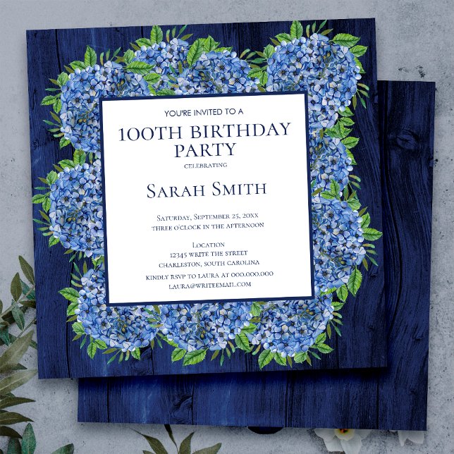 Rustic Wood Blue Hydrangeas Party Inbjudningar (Skapare uppladdad)