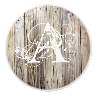 Rustic Wood Boards med Shabby chic Monogram Knopp