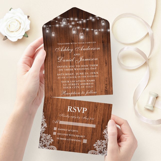 Rustic Wood Burk Ljus Snöre Bröllop (All In One Wedding Invitation with tear off RSVP Card)